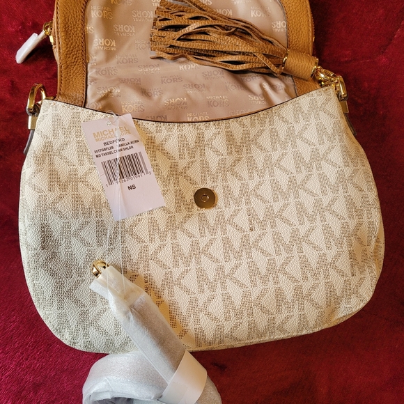 New Michael Kors shoulder bag